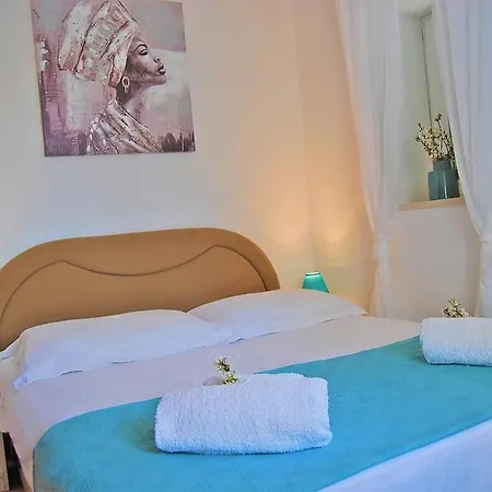 Vidi - Great Location Near Center